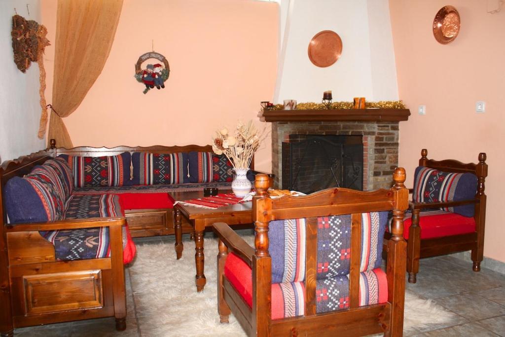 Bed and Breakfast Elatos Country House à Portariá Extérieur photo